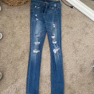 abercrombie ripped jeans